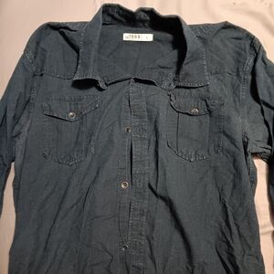 GAP Men's Casual Denim Blue Button-Down Shirt